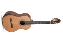 Magistral 4/4 Cedar + Walnut Acoustic Guitar, Natural