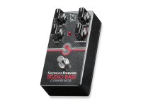 Studio Bass Compressor Pedal – Studio-Grade Compression with Blend Control & Retro Housing